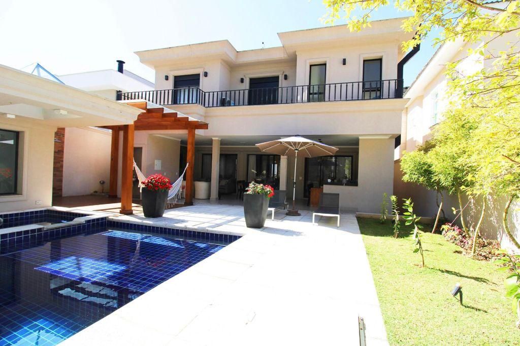 Casa em Residencial Alphaville Conde II, Barueri