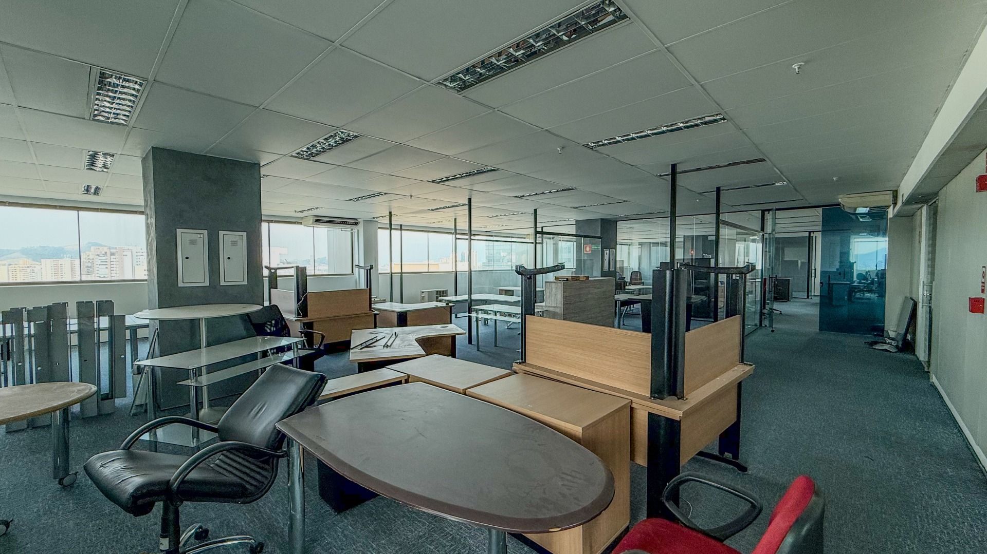 Sala comercial em Residencial 18 Do Forte, Barueri