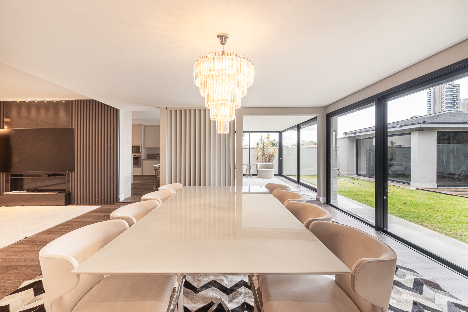 Casa á venda em Alphaville Residencial 2